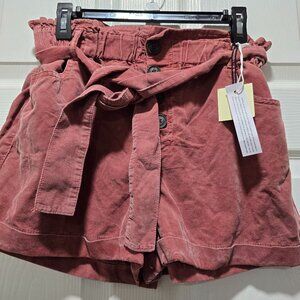NWT tgla Shorts Women's Medium Corduroy Belt Pockets Cuffs Elastic